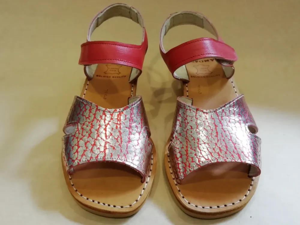 38103 F 35 Milano Rood - Ciervo Rood