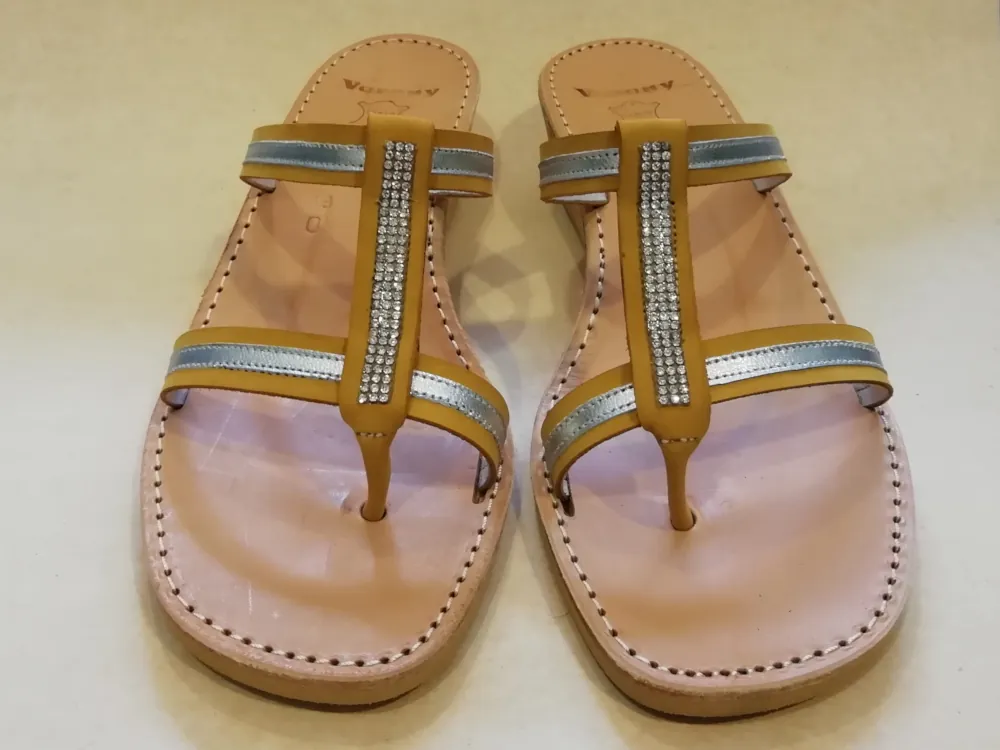 8313 F 42 Nubuck Golden