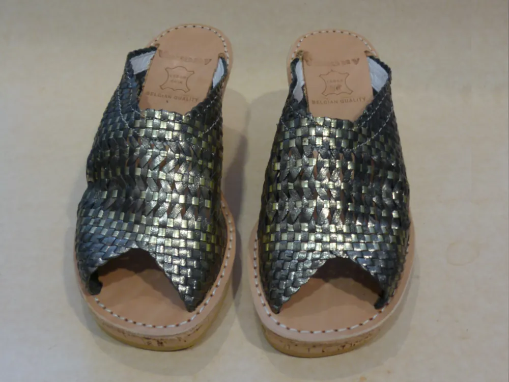 M01 F 35 Tressé Brons - Goud