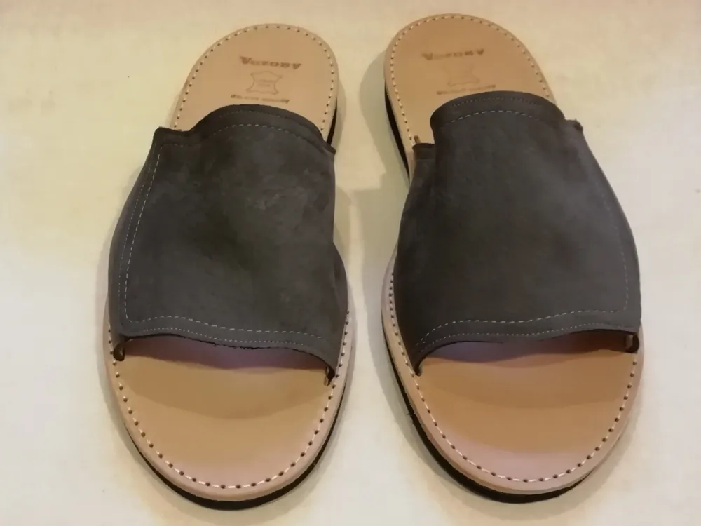 HM001 F 47 Madras Nubuck Grijs