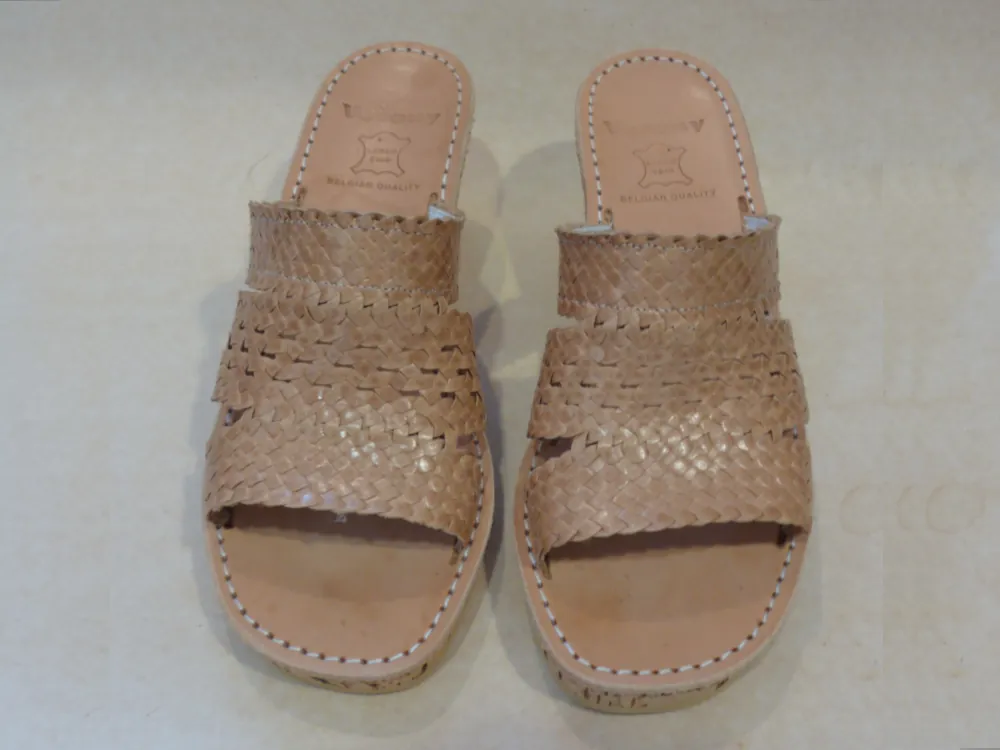 M03 F 37 Tressé Beige
