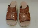 M04 F 38 Tressé Camel