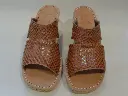 M04 F 38 Tressé Camel