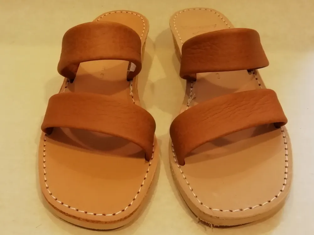 9403 E½ 38 Camel