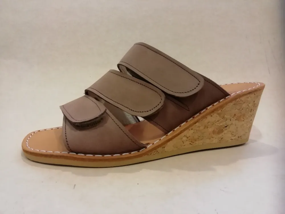 93905 F 37 Nubuck Bruin