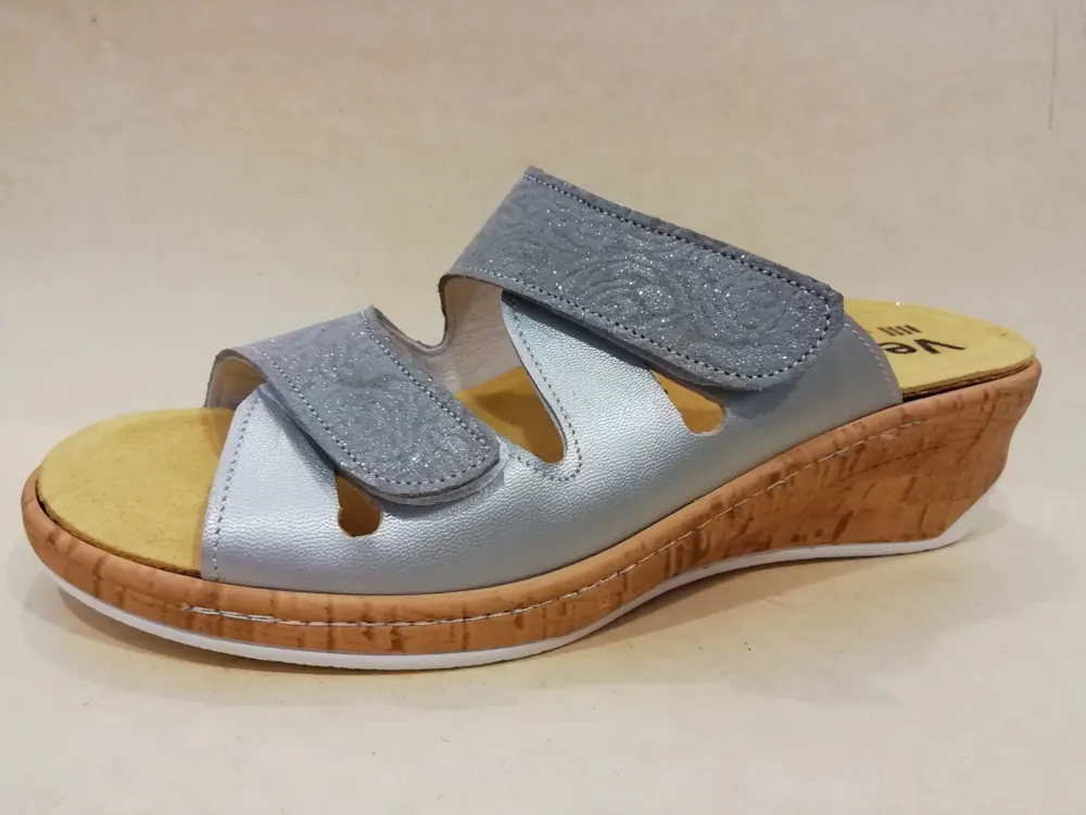 OL023-44 F 38 Perlato Zilvergrijs - Blume Grigio