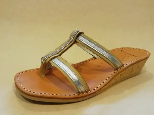 8313 F 35 Nubuck Golden