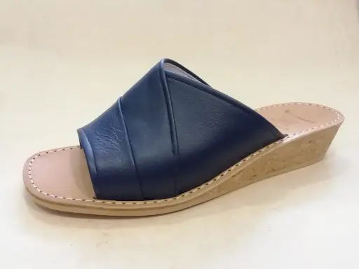 90503 E 42 Ciervo Blauw